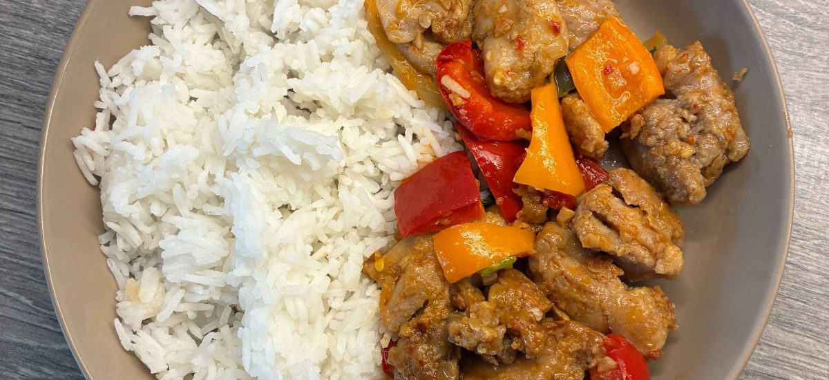 Nepalilainen Chilikana (Chilli Chicken) – Tulinen Makumatka Himalajan Juurelle